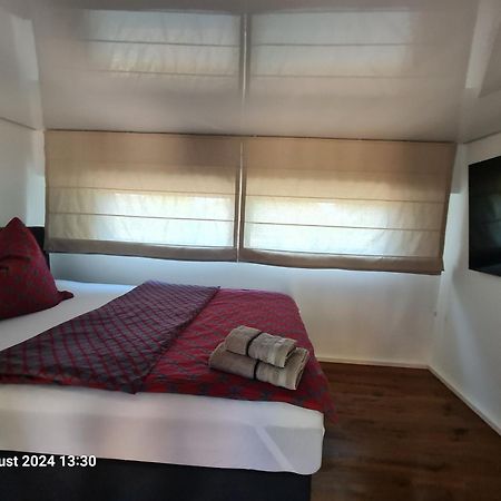 Ferienhaus Am See-2 Hungen ภายนอก รูปภาพ